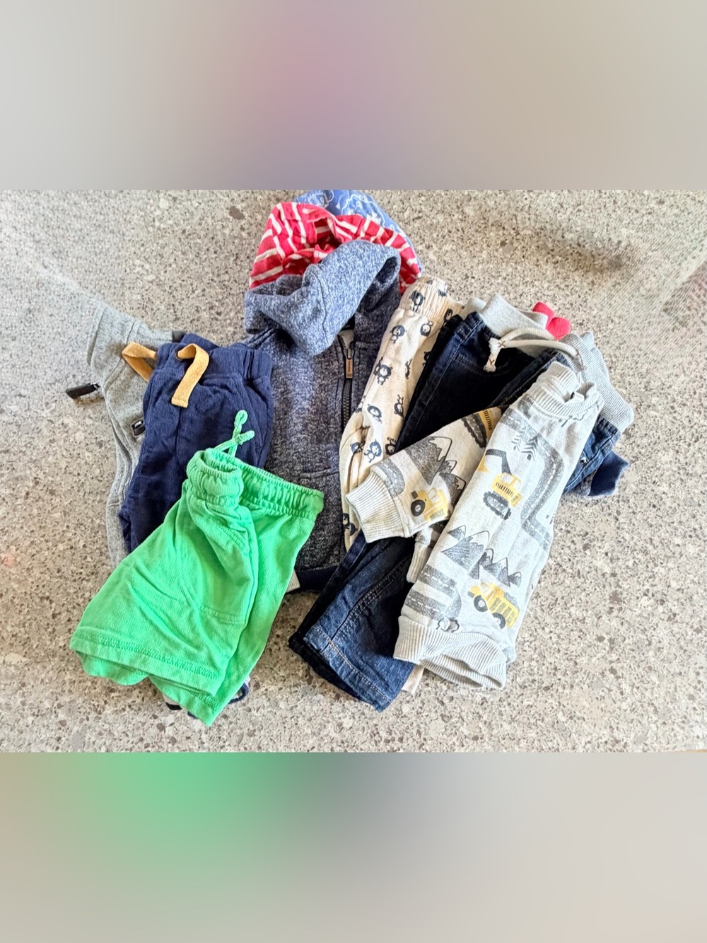 10-Piece l Boy’s Bundle l Size:18M